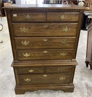 Pennsylvania House Oak Traditional Style Chest on