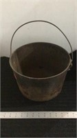 Vintage cast iron pot with feet