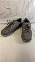 NEW Lugz Men’s Walking Shoes Size 9