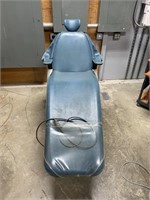 HEALTHCO INTERNATIONAL CELEBRITY DENTAL CHAIR