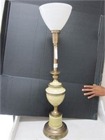 BRASS TABLE LAMP