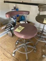 DENTAL ASSISTANT STOOL