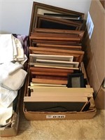 ASSORTMENT OF PICTURE FRAMES