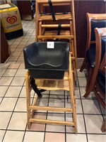 HIGH CHAIRS WITH 3 BOOSTER SEATS