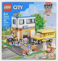 * New in Box Lego City 60329 School Day - 433