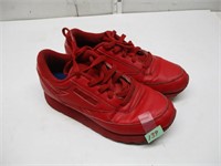 Reebok Size 6 1/2 Red Tennis Shoes