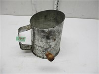 Vintage Sifter Bromwell's