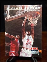 1992 Michael Jordan Premium NBA Card by SKYBOX 30