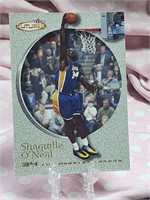 Shaquille O'Neal Fleer 2001 #20 NBA basketball