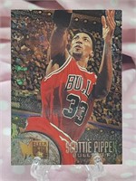 Scottie Pippen Fleer Metal CARD #15 1995