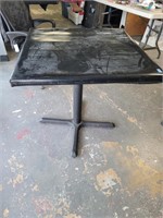 RESTAURANT TABLE 32IN X 32INCH