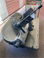 Like New! Hobart 2712 Automatic Slicer