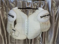 Sher-wood 5030 extra large hockey protection