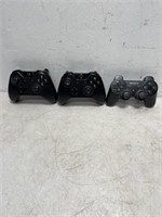 3 gaming controllers