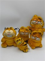 Group of 5 Plush VTG Garfield Dolls