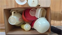 Box of miscellaneous tupperware including