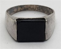 Sterling Silver Ring With Onyx Stone