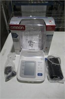 Omron BP765CAN Blood Pressure Monitor