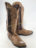 Women's Size 11 Boots