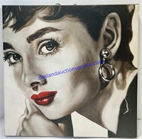 Audrey Hepburn Canvas Print (17 x 17) 
Has Hole