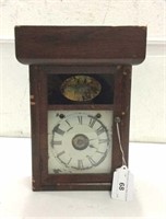 Antique Clock w Key K9A