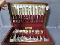 flatware set with case