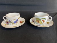 Lot Of 8 Royal Worcester Evesham Cups & Saucers