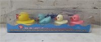 Light Up Bathtime Ducks - 4 ct