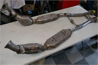 Mustang Exhaust System w / Catalytic Converters