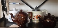 Vintage Lot of 4 Tea Pots