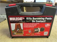 Molecat pest control set new in box