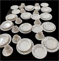 Longaberger Service For 10+ Pottery Dishes
