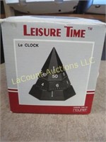 Leisure Time clock in box