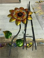 Glass & metal sunflower garden stake - new store