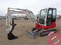 2022 Takeuchi TB235-2 Hydraulic Excavator