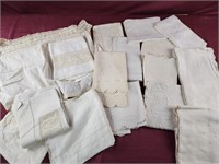Assorted vintage cloth napkins