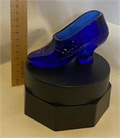 Blue Glass Shoe on Swivel Machine