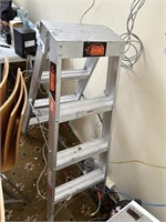 Rhino 1-2m Aluminium Step Ladder