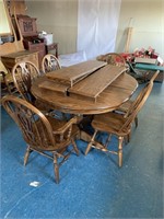 Large dining room table 
3 extra leaves
6