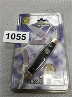 Smith & Wesson Pocket Knife new package