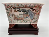 ANTIQUE CHINESE PORCELAIN PLANTER W WOOD STAND