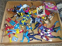 Small toy action figures lot