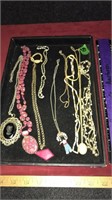 TRAYLOT OF ASSORTED COSTUME JEWELRY