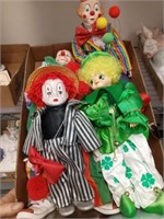 TRAY OF ASSORTED CLOWN DOLLS