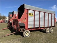 H&S HD Twin Auger forage wagon
