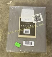 Madison park queen sheet set grey new store