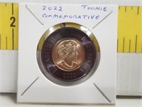 2022 Comm Toonie With Bl;ack Ring