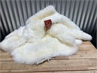 Windward Genuine Sheepskin Quad Rug