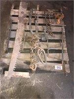 Skid tools/chain/contents