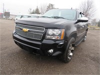 2013 CHEVY AVALANCHE 214736 KMS